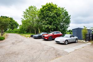 Photo 17- click for photo gallery